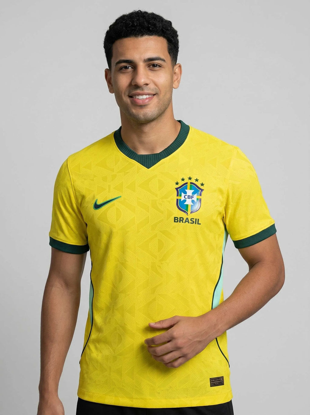 CAMISETA MASCULINA SELEÇÃO BRASILEIRA VERSÃO JOGADOR